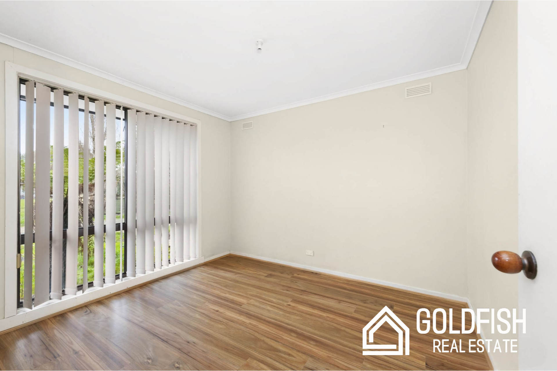 https://agentboxcdn.com.au/clients-data/8061/public_html/media/lt/1/1P0225/169889200980379981-rsd.jpg