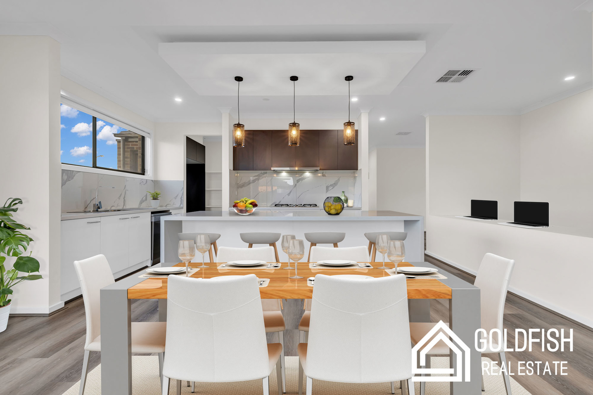 https://agentboxcdn.com.au/clients-data/8061/public_html/media/lt/1/1P0287/173630015857270304-rsd.jpg