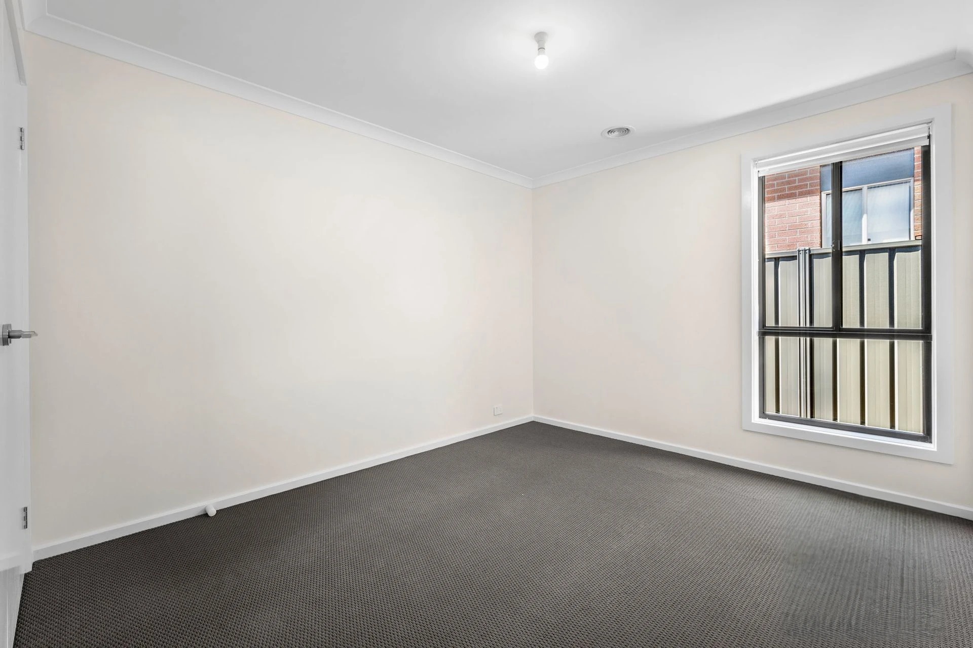 https://agentboxcdn.com.au/clients-data/8061/public_html/media/lt/1/1P0374/174831455970564752-rsd.jpg