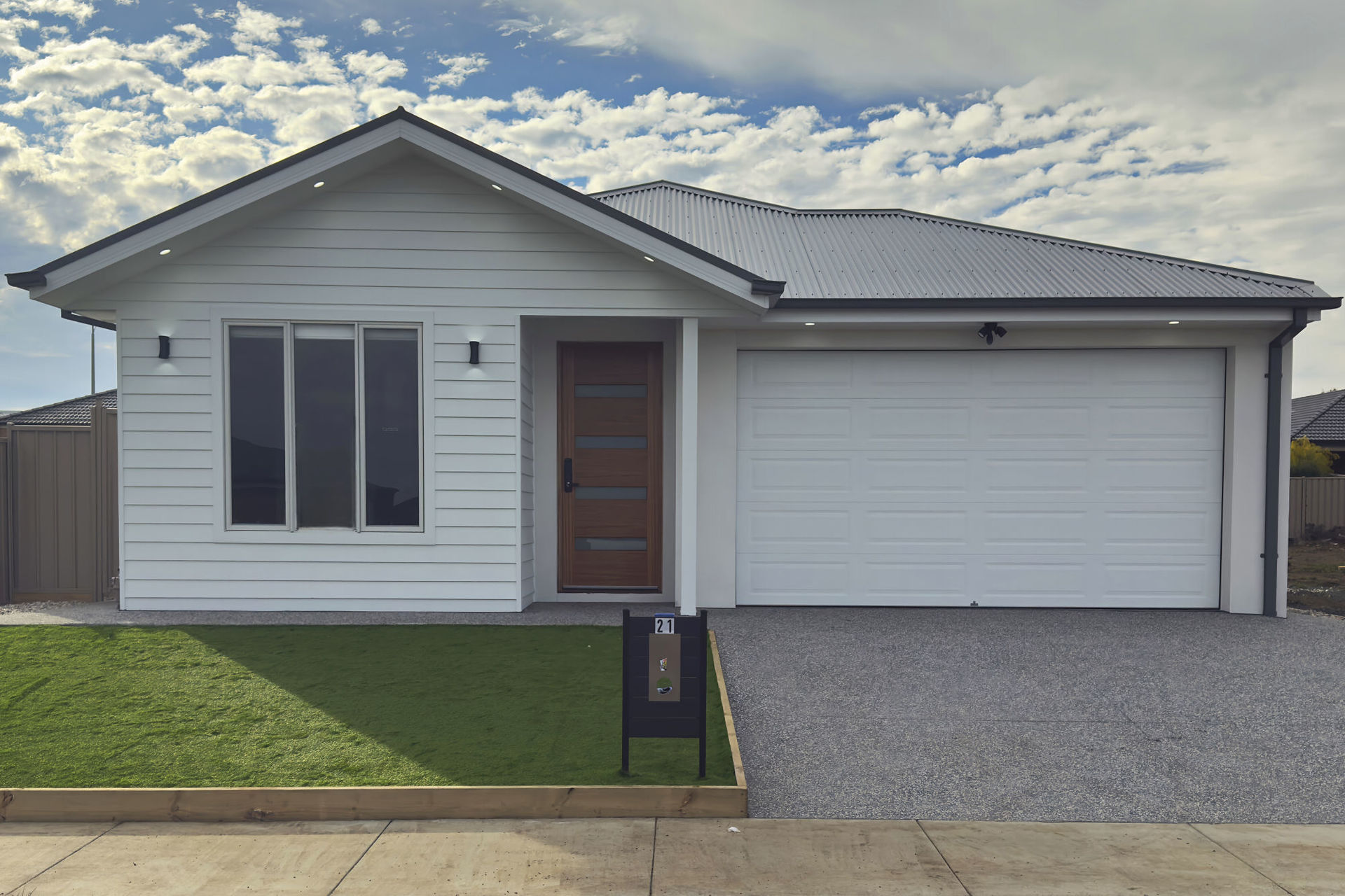 https://agentboxcdn.com.au/clients-data/8061/public_html/media/lt/1/1P0385/175170724478741372-rsd.jpg
