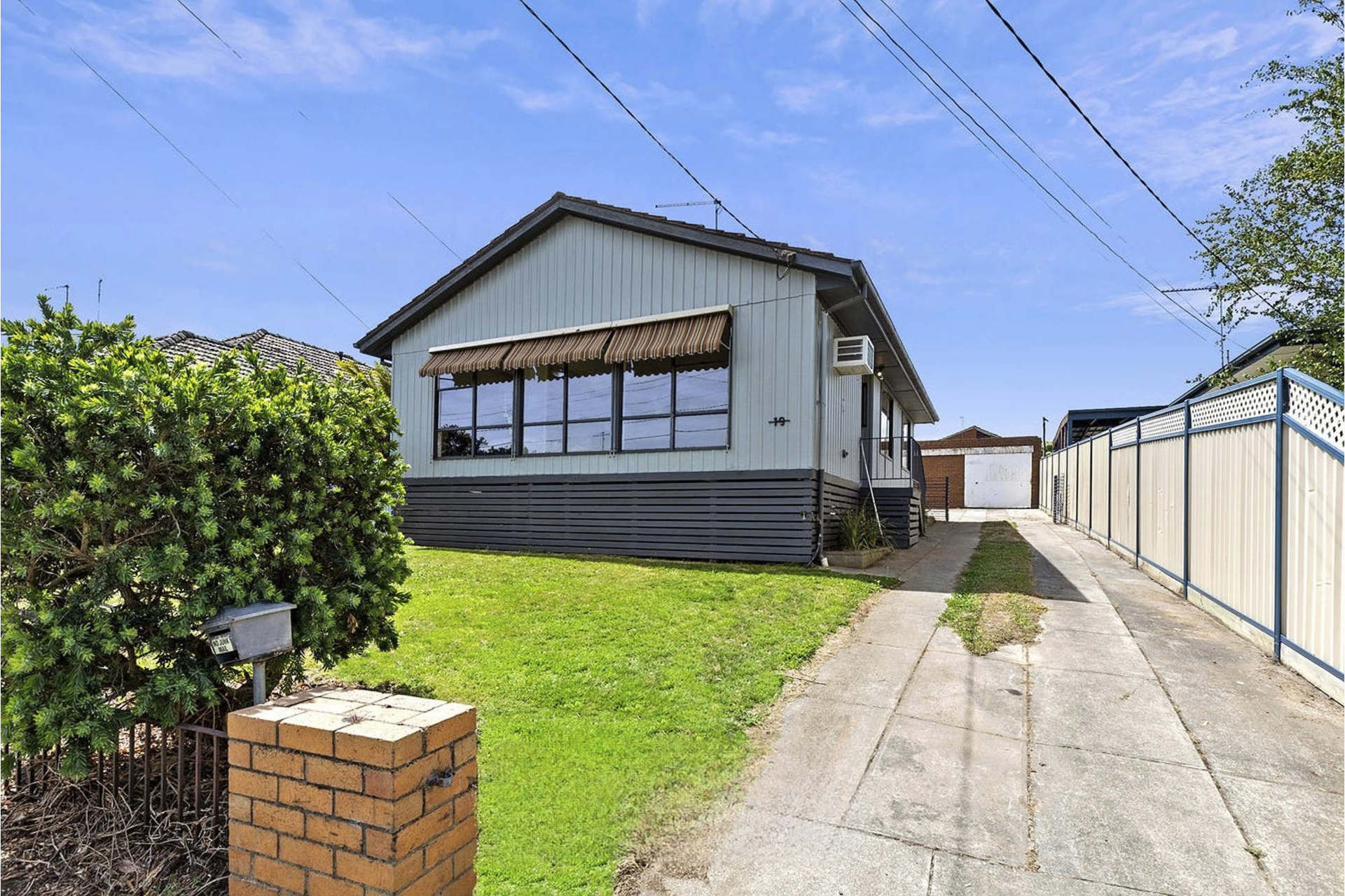 https://agentboxcdn.com.au/clients-data/8061/public_html/media/lt/1/1P0406/175565261256494370-rsd.jpg