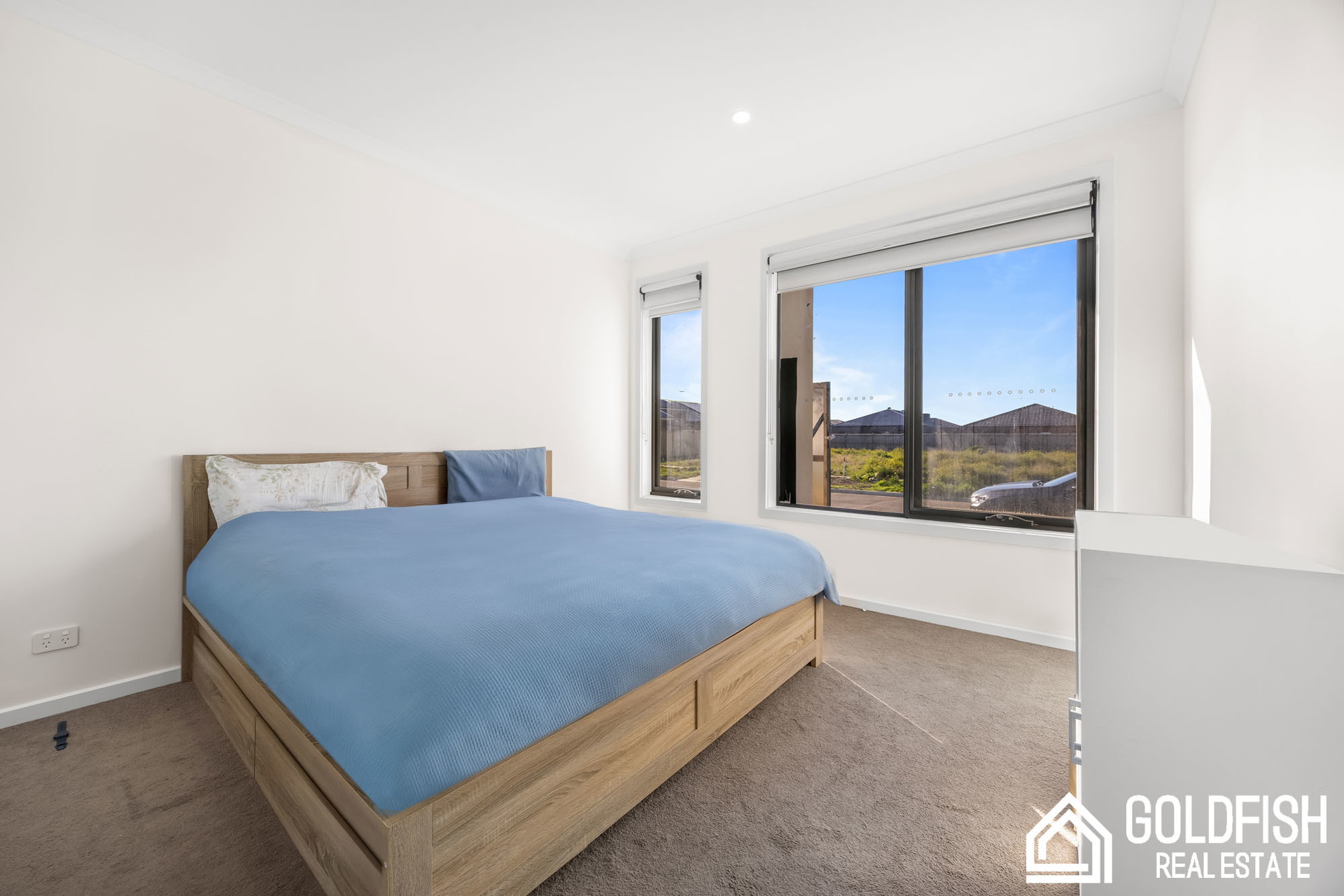 https://agentboxcdn.com.au/clients-data/8061/public_html/media/lt/1/1P0407/175576394277457001-rsd.jpg