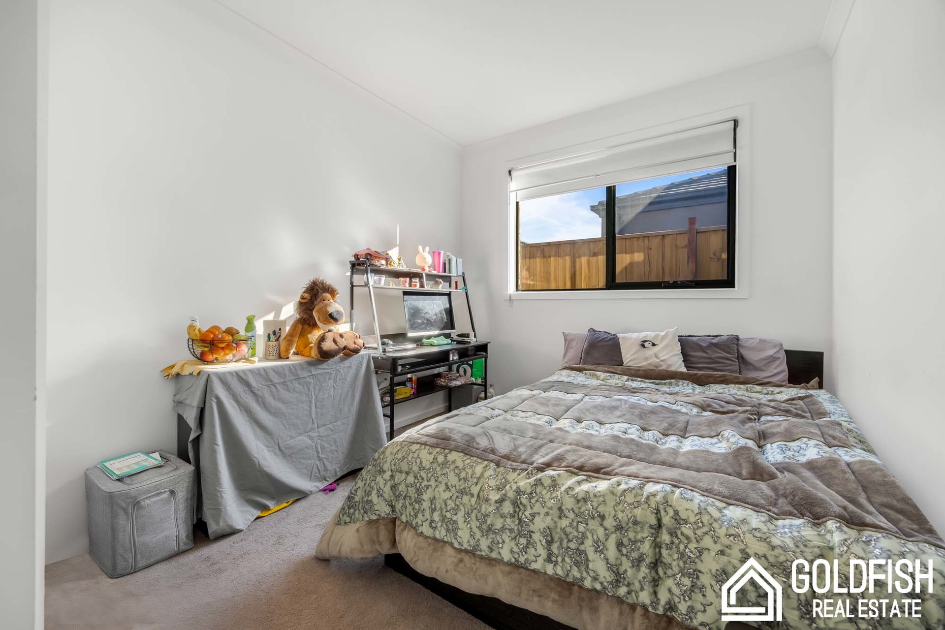 https://agentboxcdn.com.au/clients-data/8061/public_html/media/lt/1/1P0407/175576394437937329-rsd.jpg