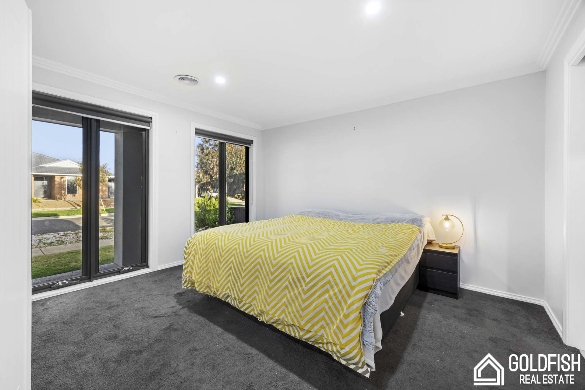 https://agentboxcdn.com.au/clients-data/8061/public_html/media/lt/1/1P0426/175937906484775419-rsd.jpg