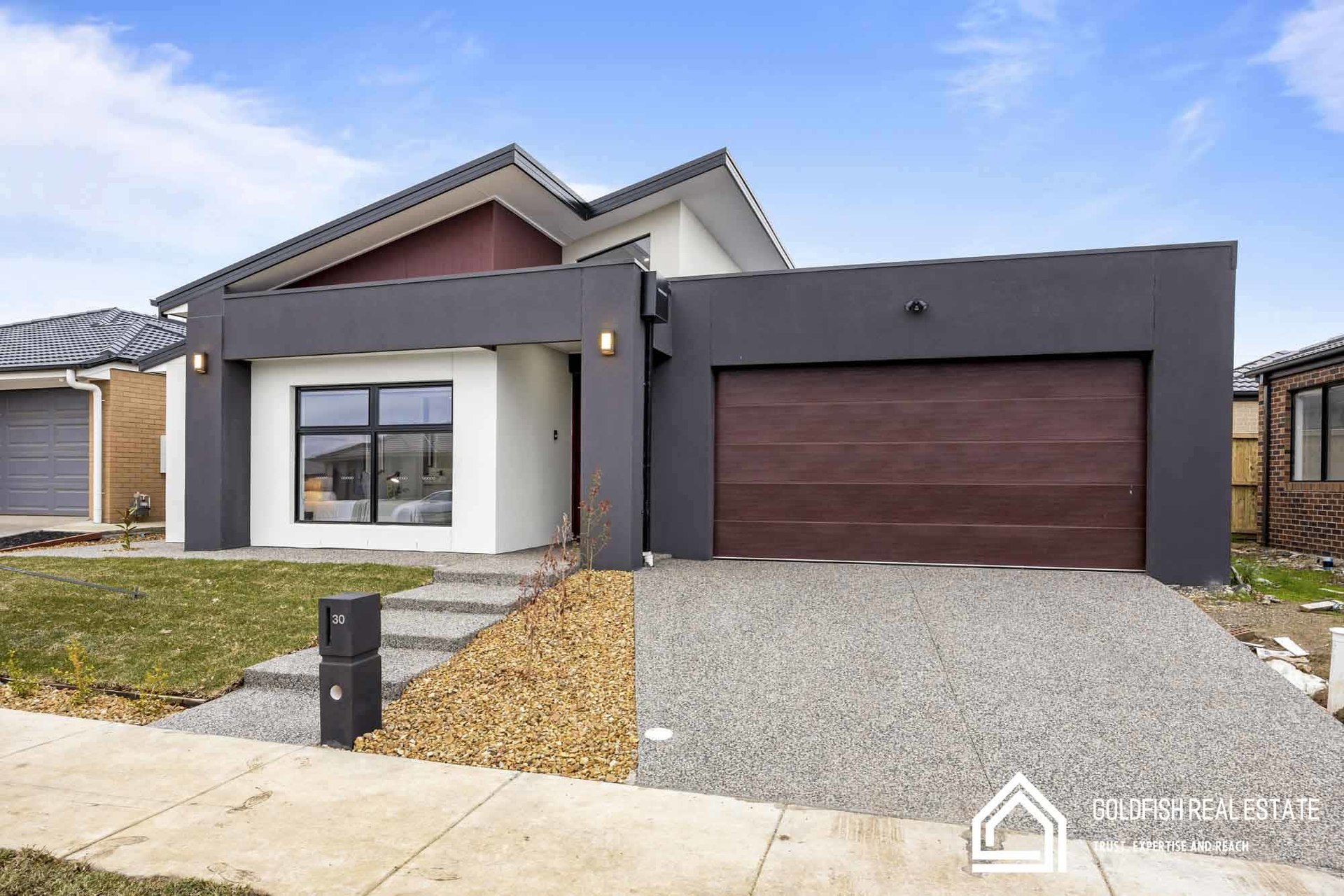 https://agentboxcdn.com.au/clients-data/8061/public_html/media/resrc/9/502/169050858589959988-rsd.jpg