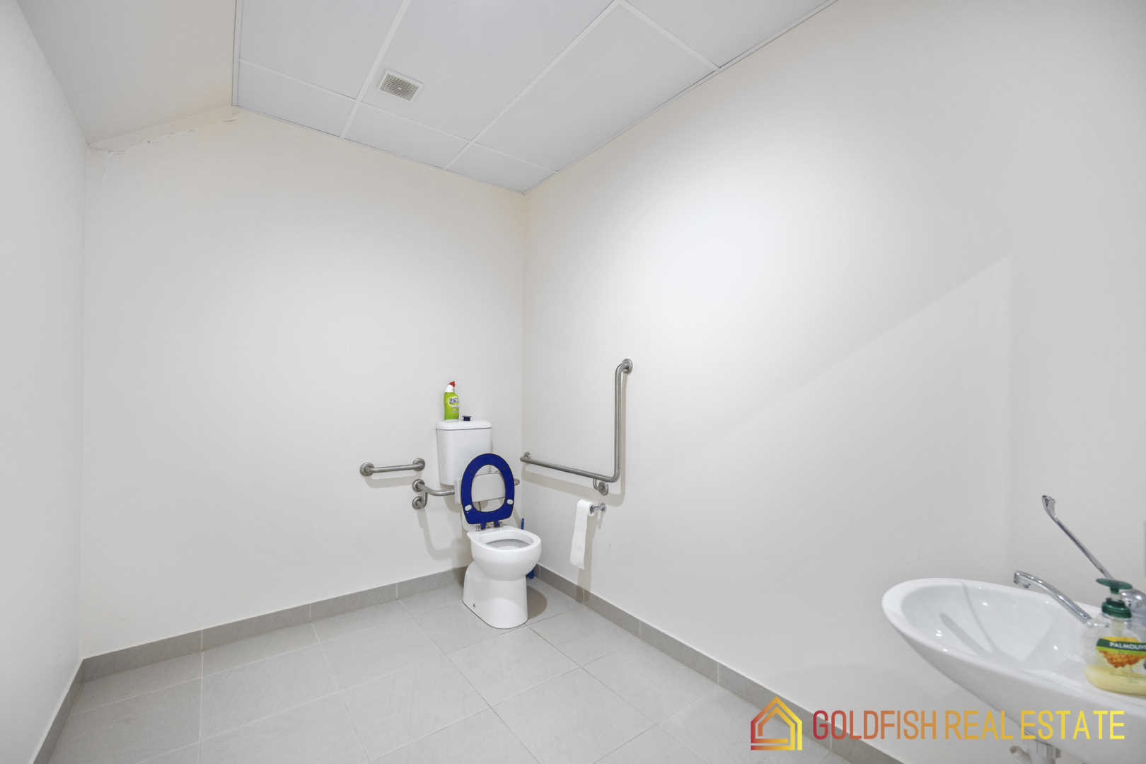 https://agentboxcdn.com.au/clients-data/8061/public_html/media/resrc/9/660/166754701374621114-rsd.jpg
