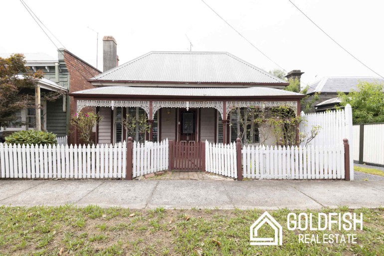 Modern Three-Bedroom Home for lease in the heart of Ballarat CBD